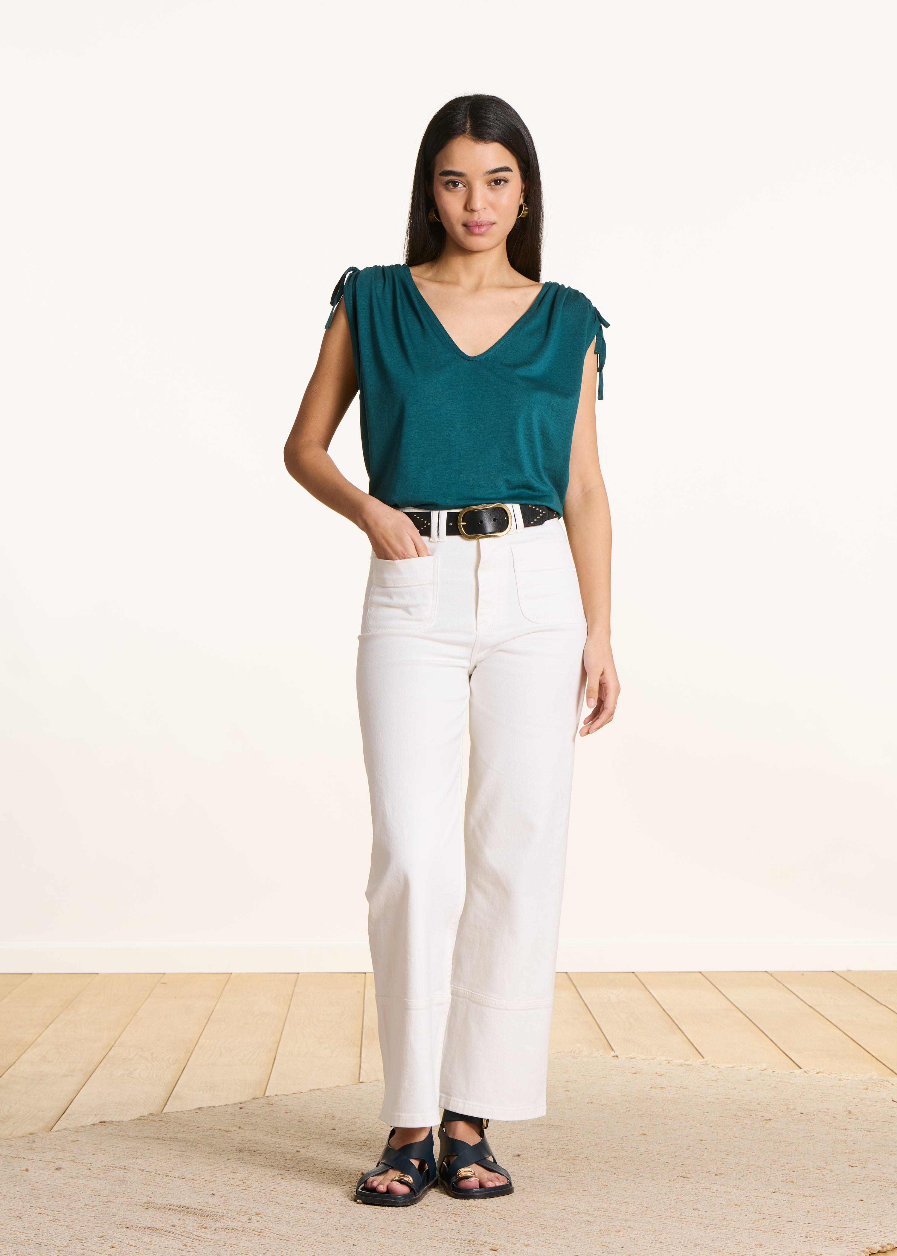 T-shirt ample bleu pétrole col V