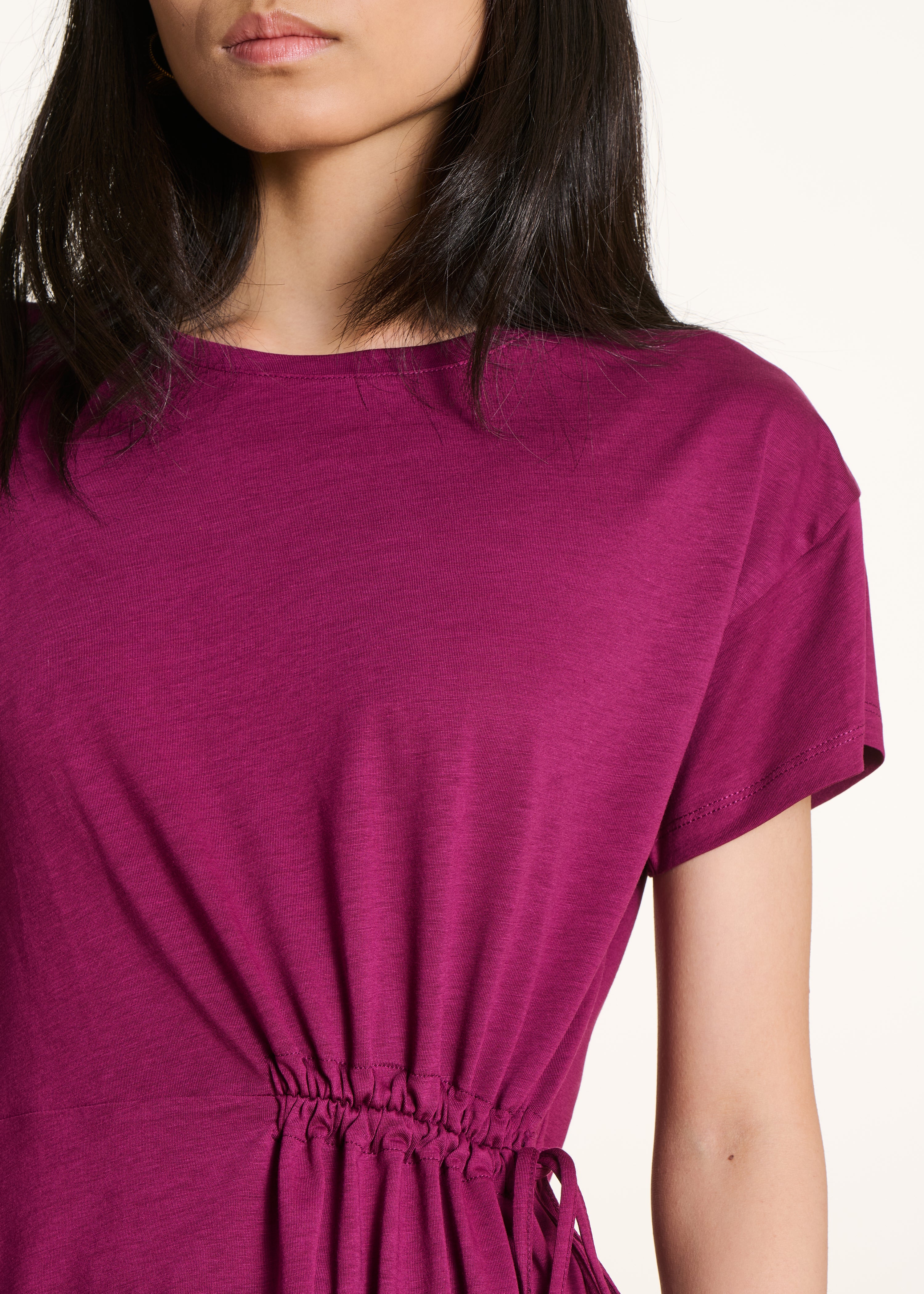 Fließendes violettes T-Shirt aus Lyocell und Baumwolle