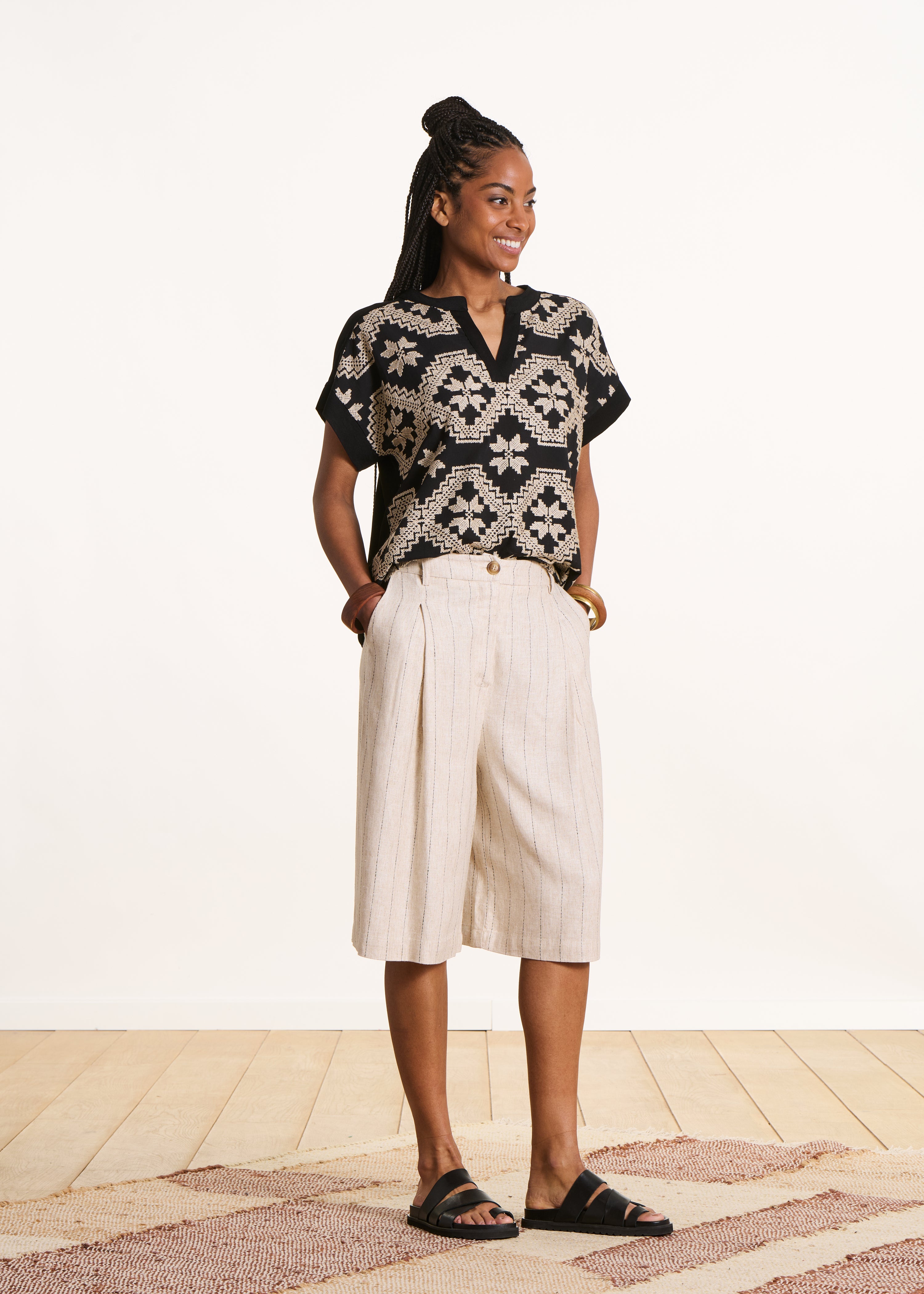 Oversize T-Shirt in schwarz und weiß