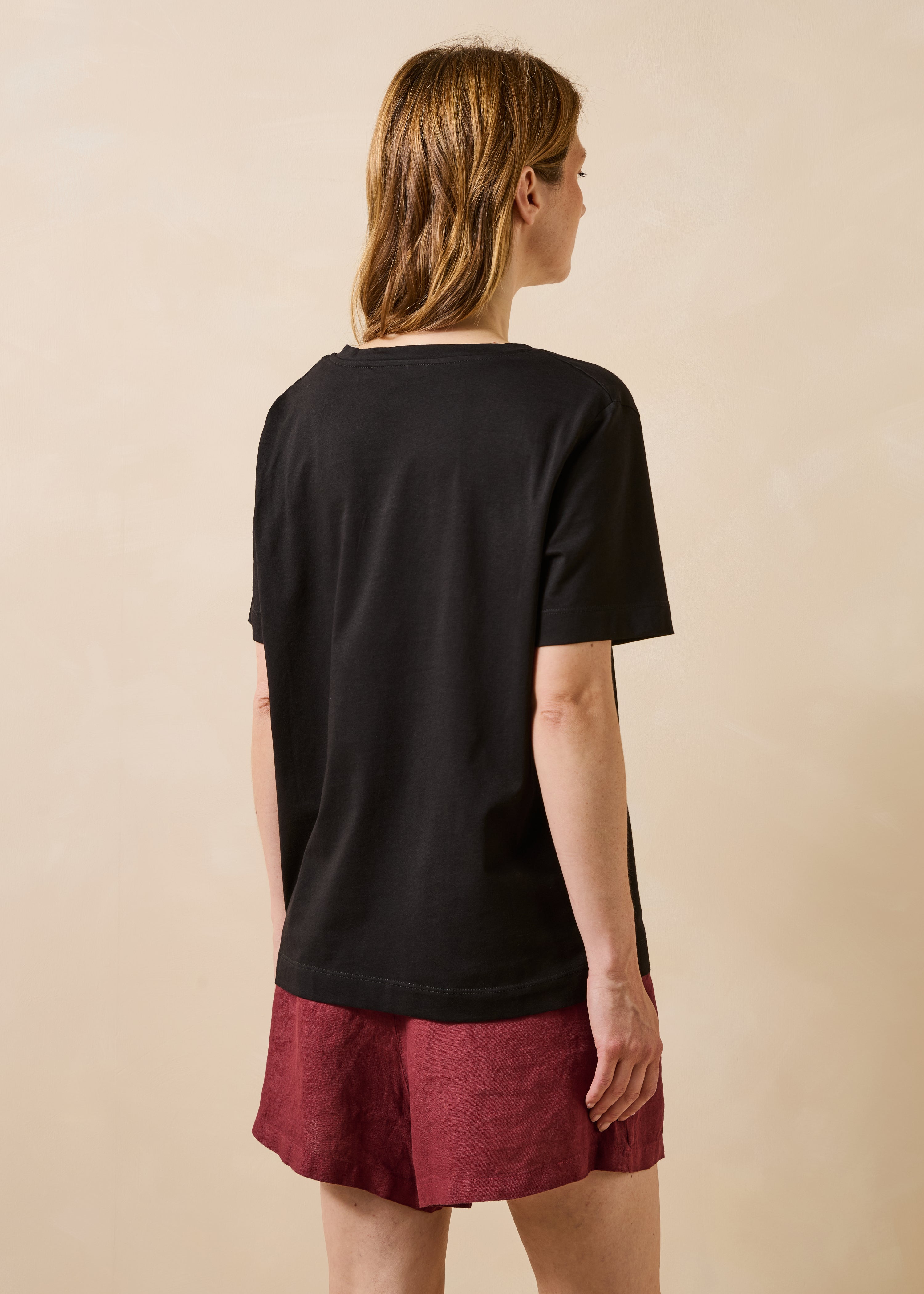 Camiseta oversize negra de manga corta