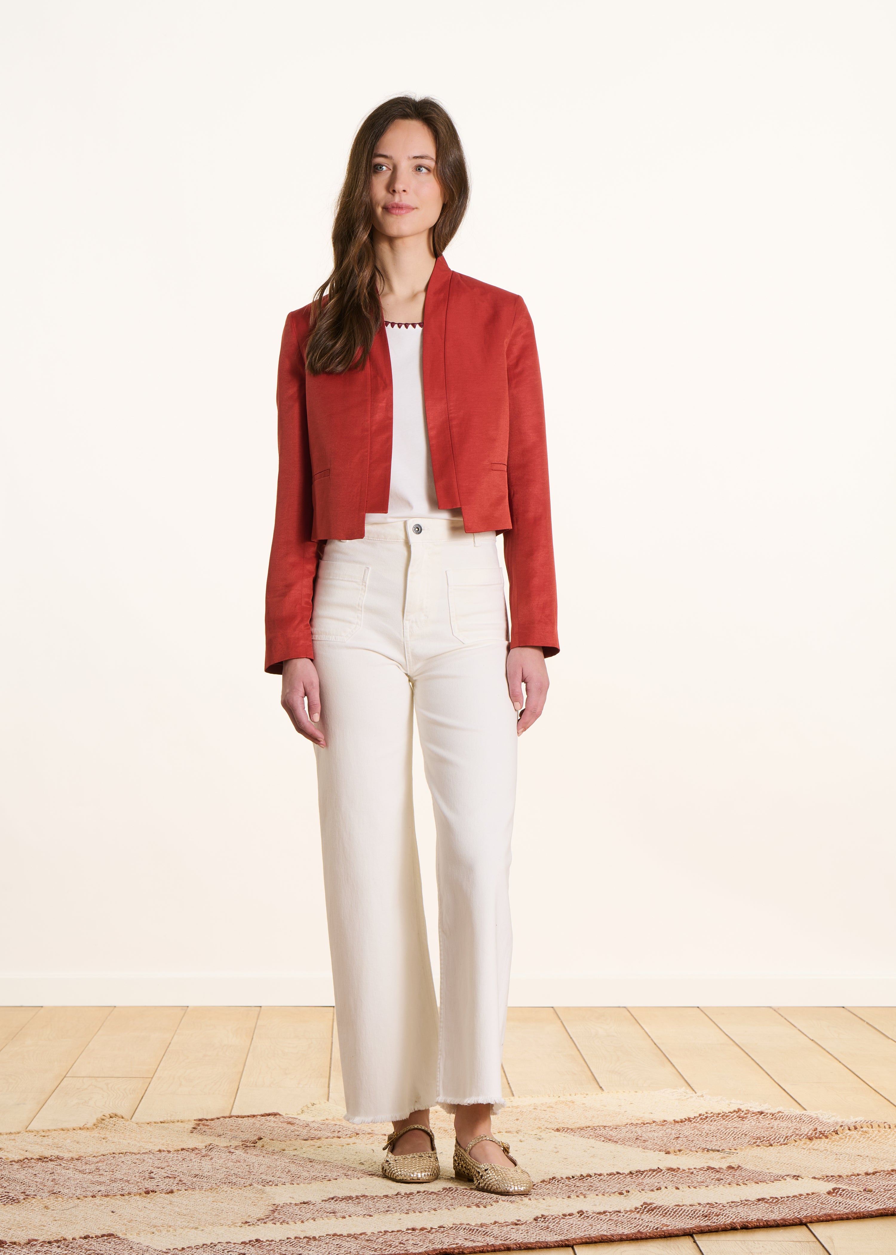 Casaco curto aberto em tijolo iridescente