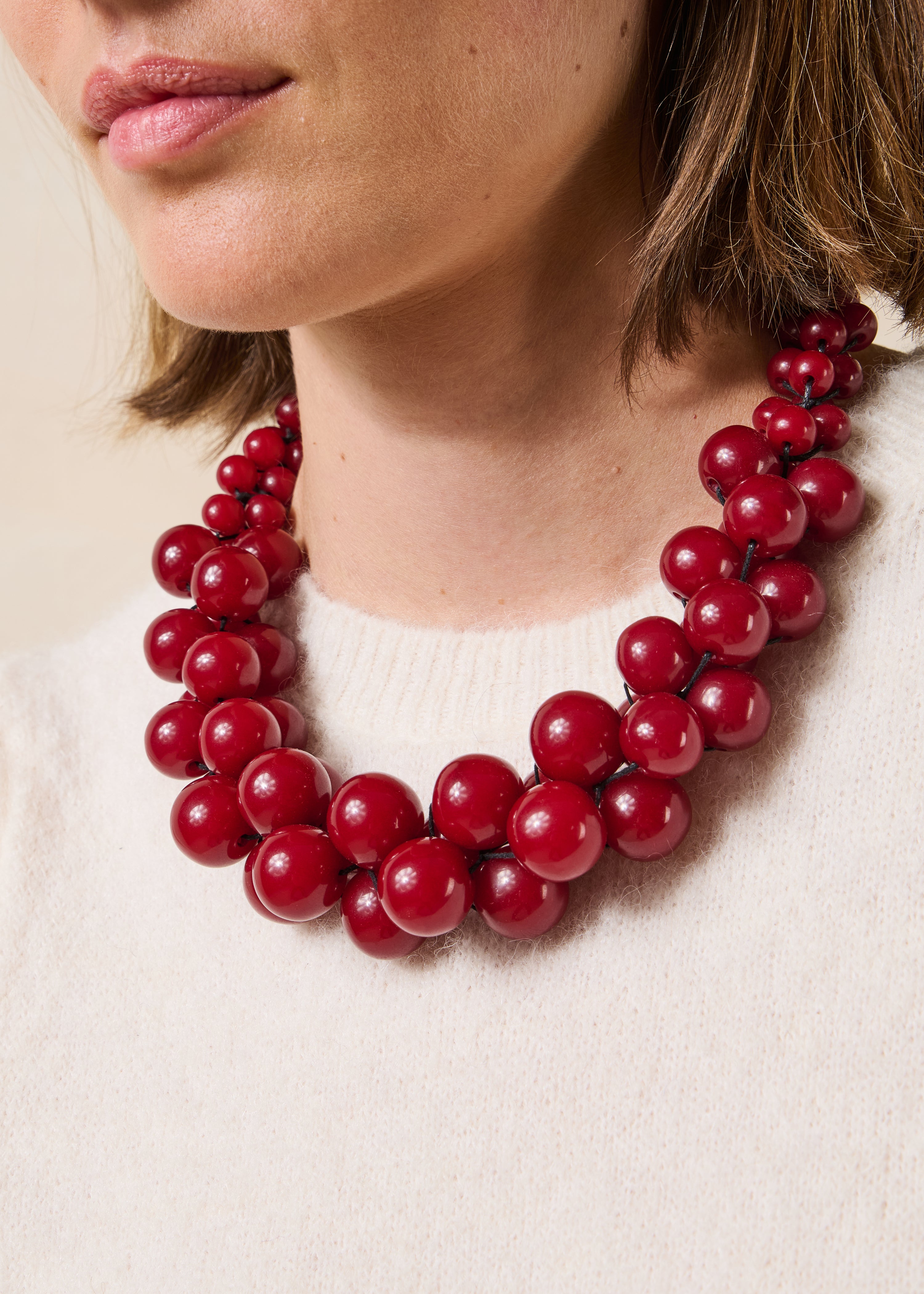 Wide Bordeaux Pearl Necklace