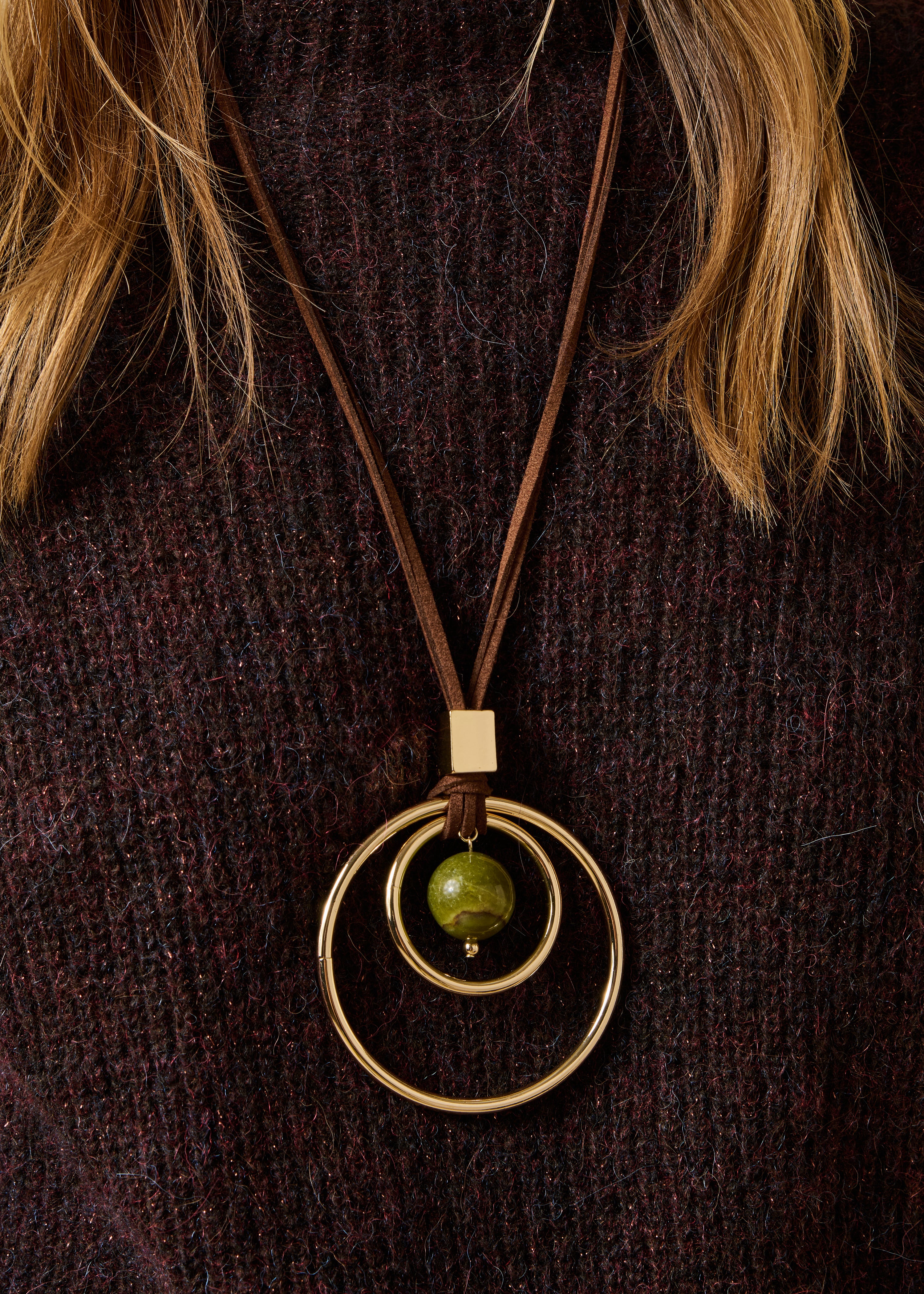 Collier sautoir multianneau doré