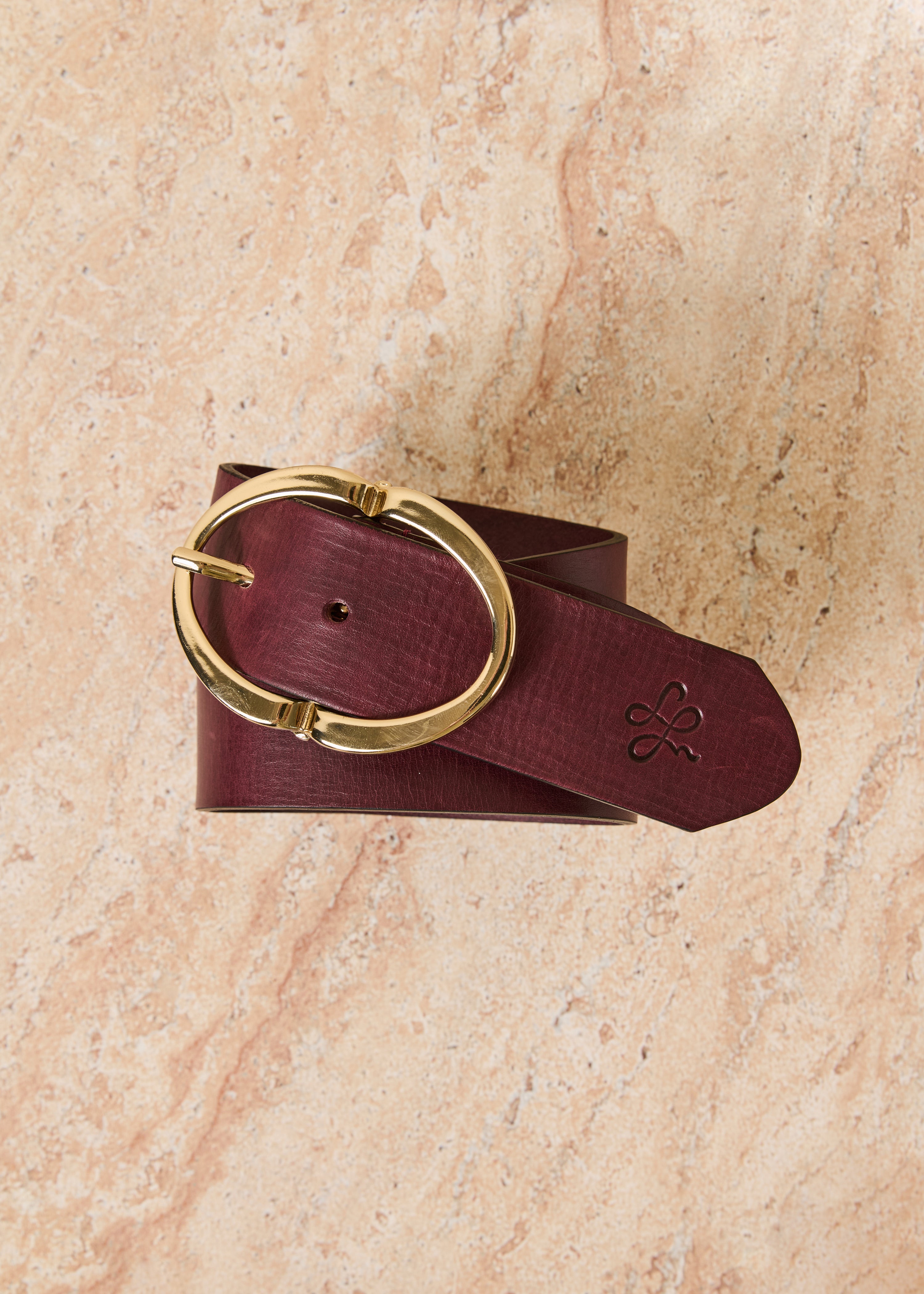 Cintura bordeaux in pelle con fibbia ovale