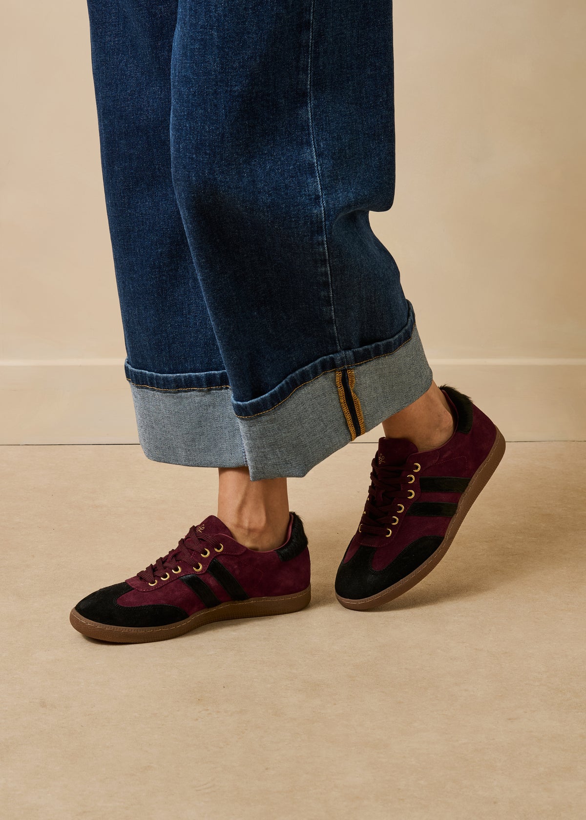 Sneakers stringate bordeaux e nero in pelle