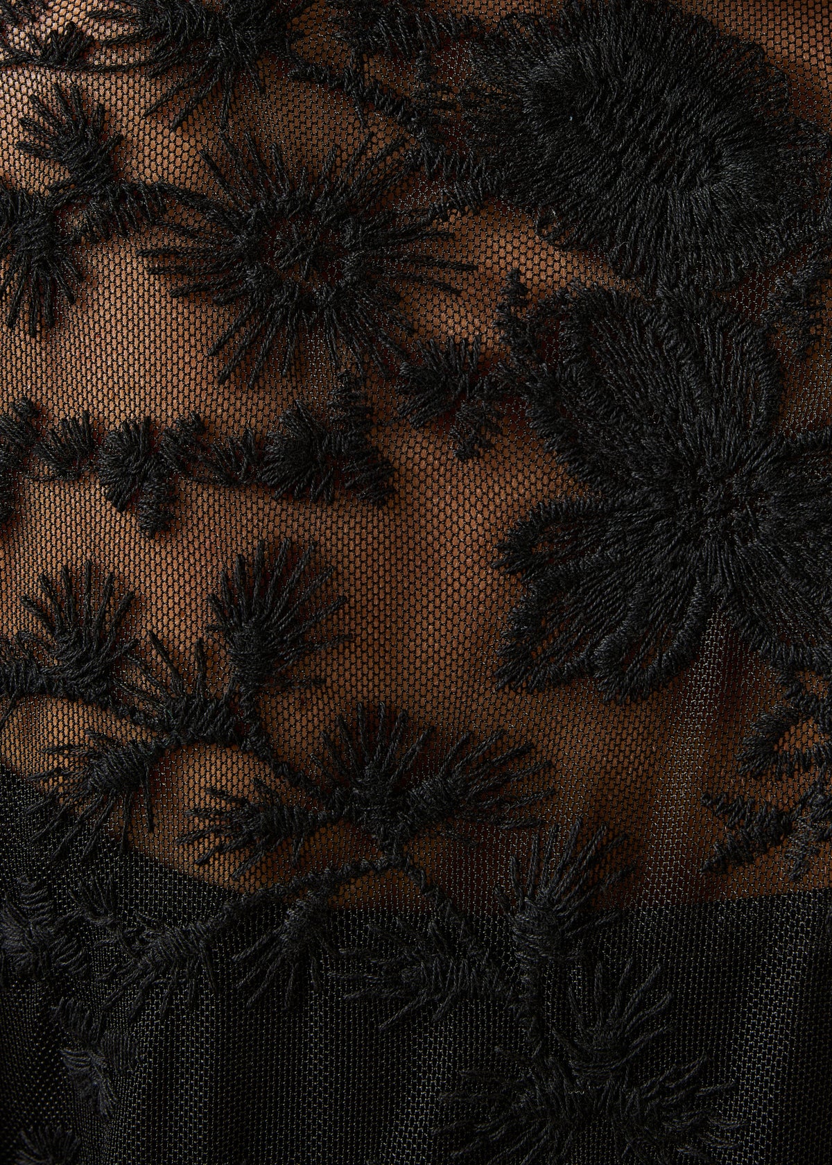 Schwarze Bluse mit langen Ärmeln und Spitze