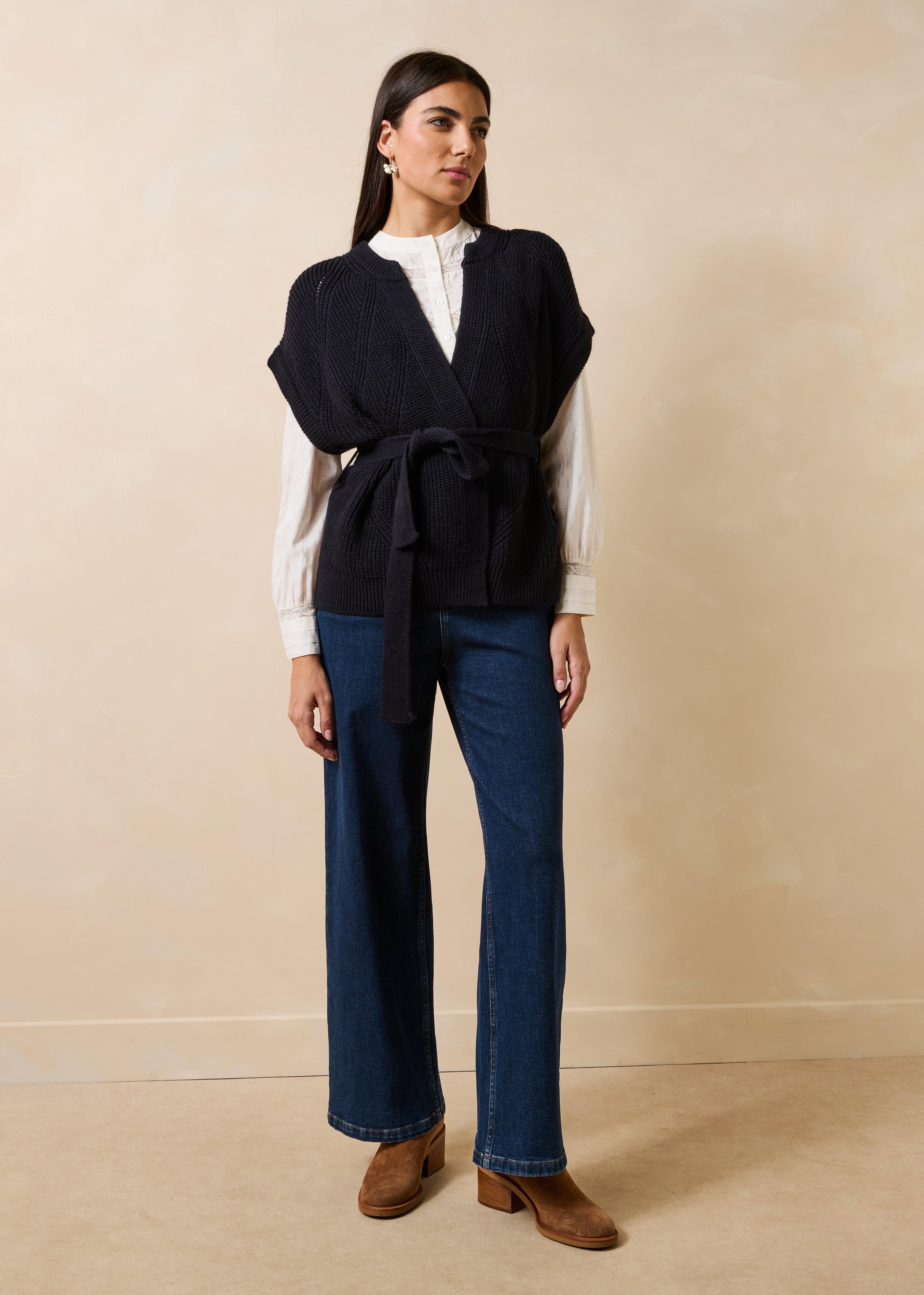 Gilet bleu marine manches courtes col rond