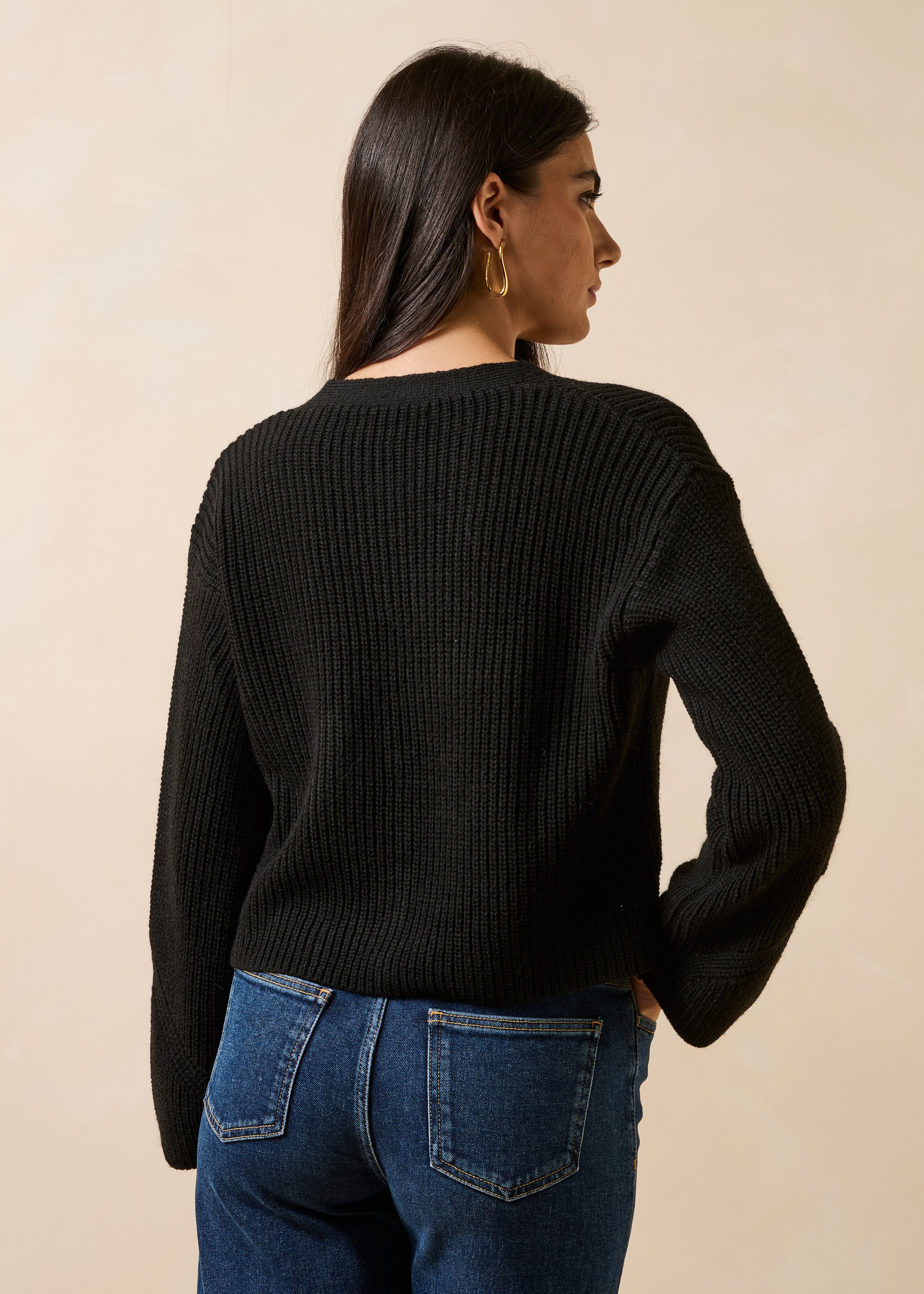 Gilet nero corto maniche lunghe scollo a V