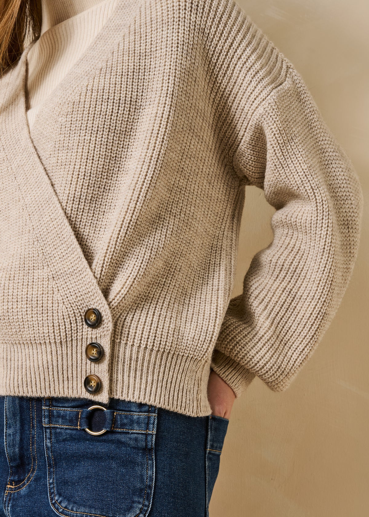 Beige Strickjacke - Gorgeti