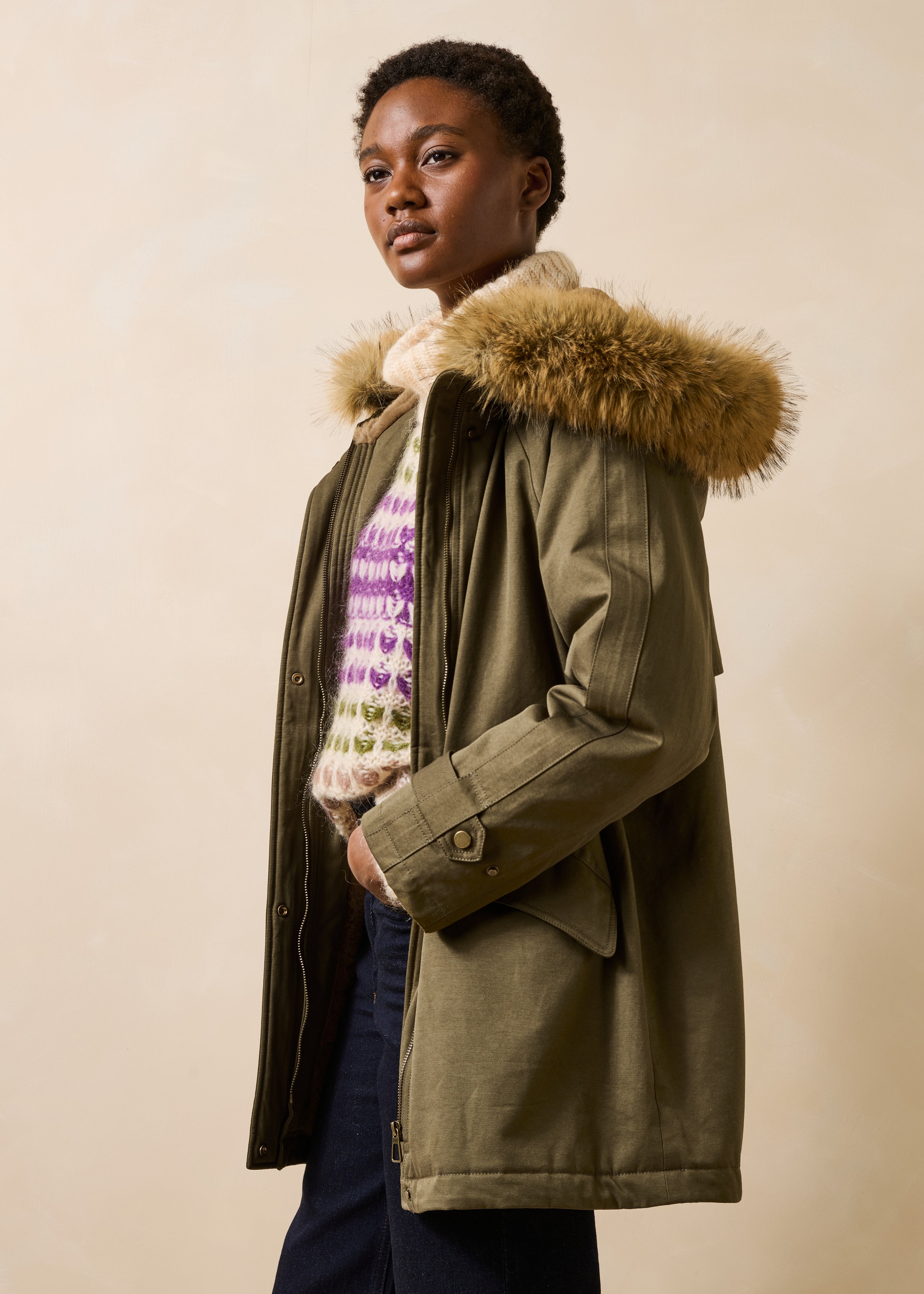 Parka mi-longue kaki à capuche