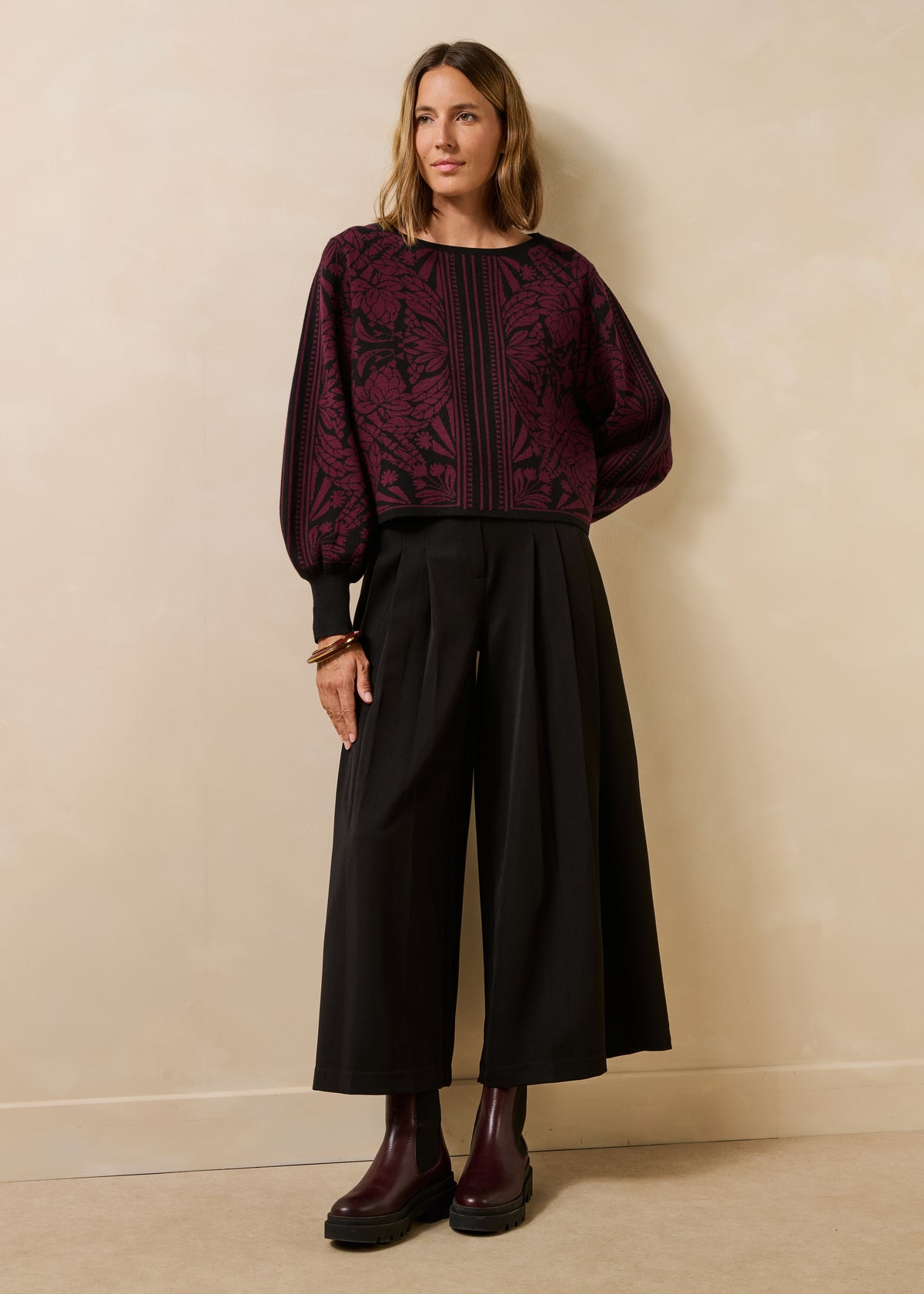 Pantalon cropped noir large plissé
