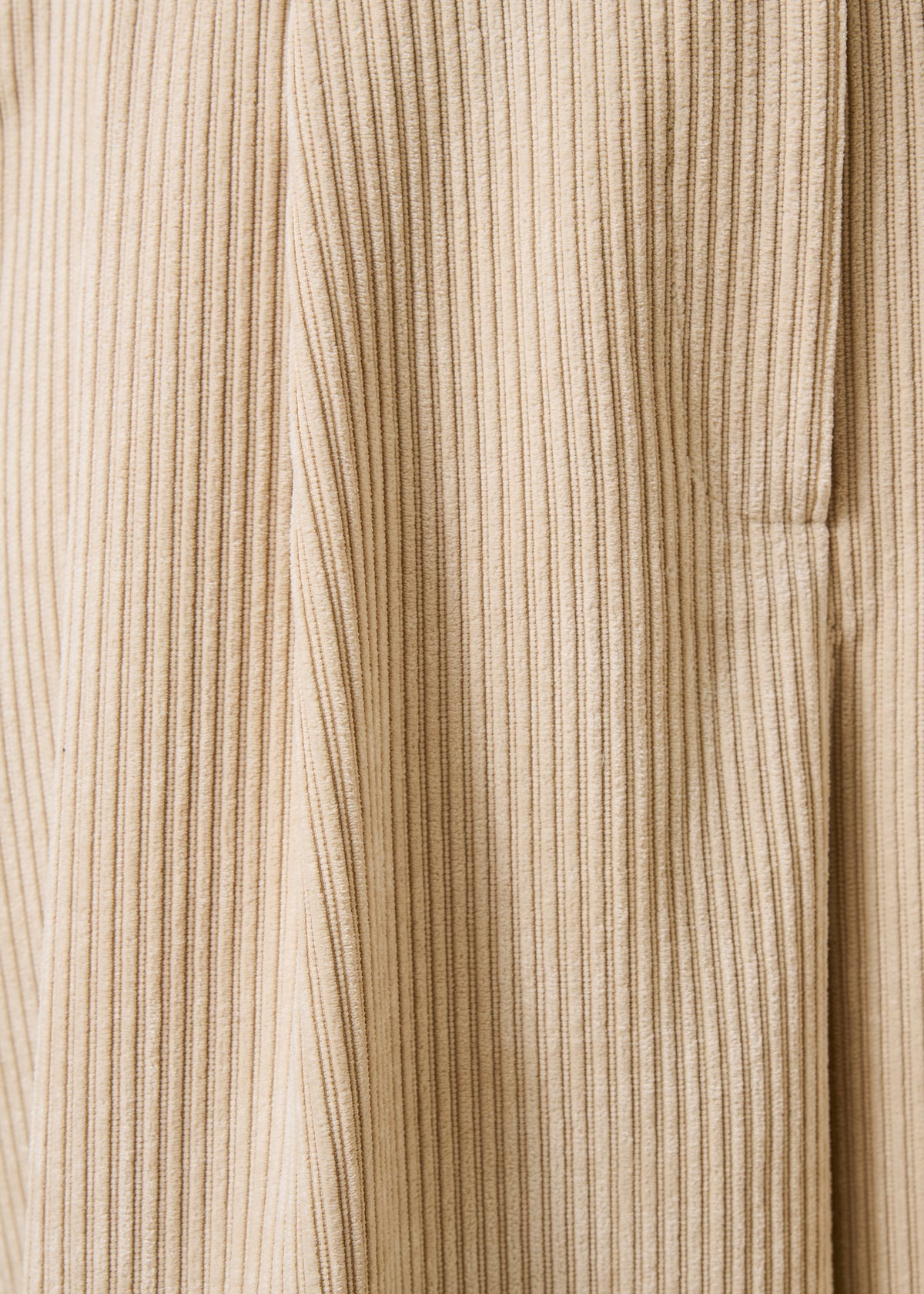Pantalón ancho beige de pana acanalada