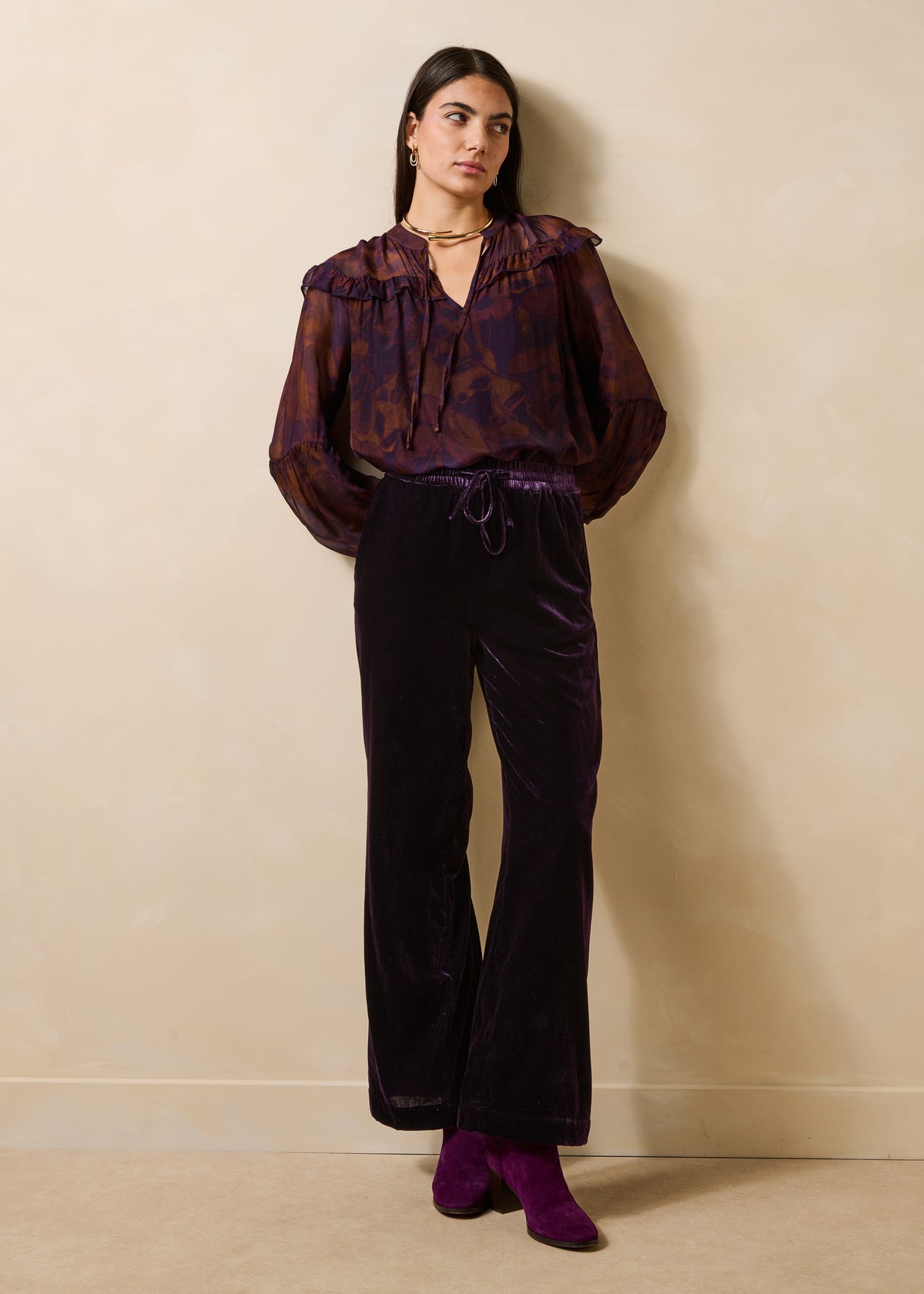 Pantalone ampio viola in velluto