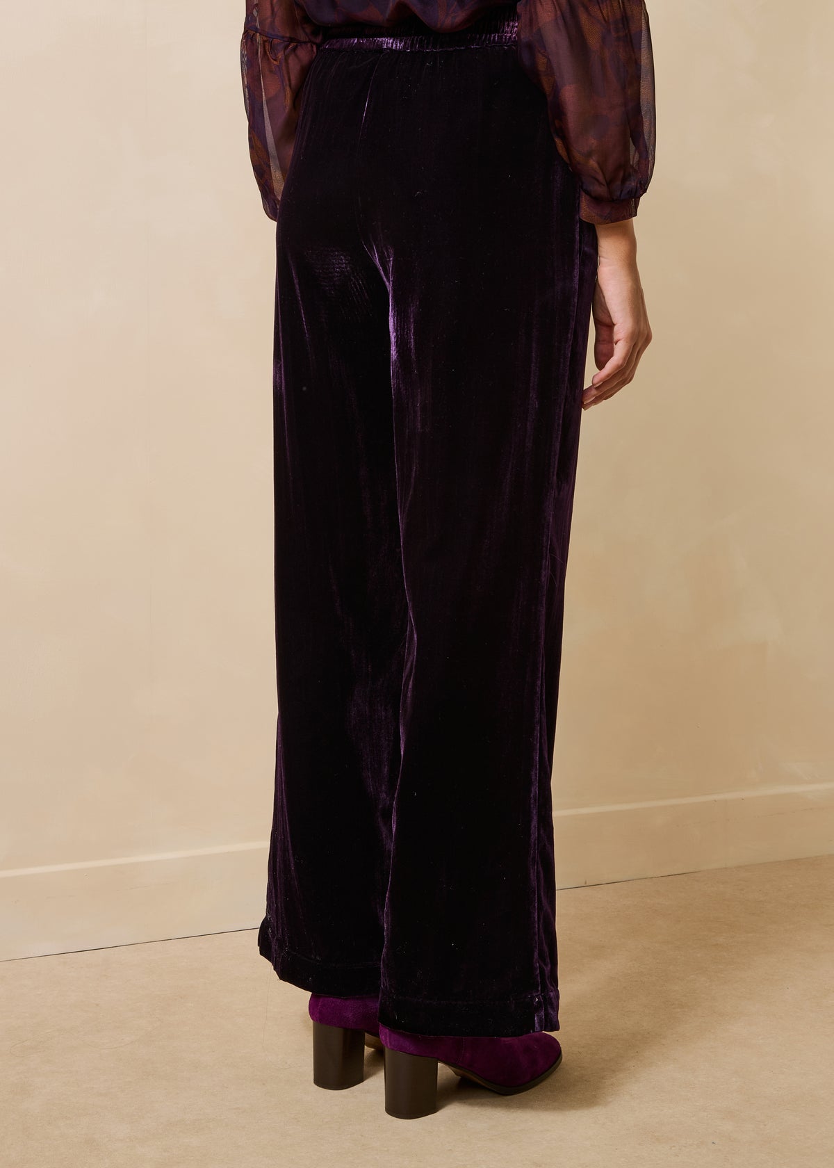 Purple wide-leg velvet trousers