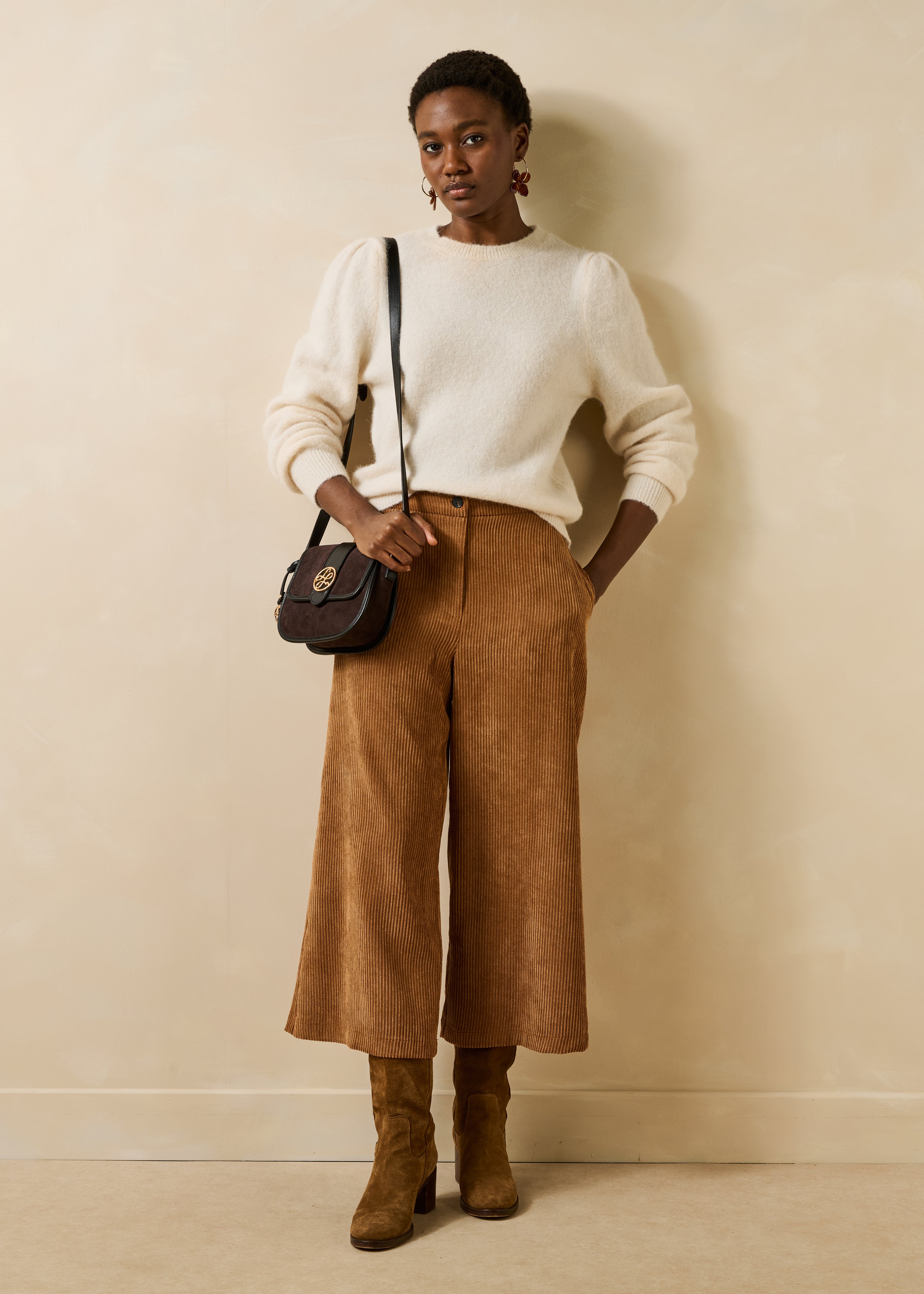 Maglione écru a maniche lunghe in alpaca con scollo rotondo