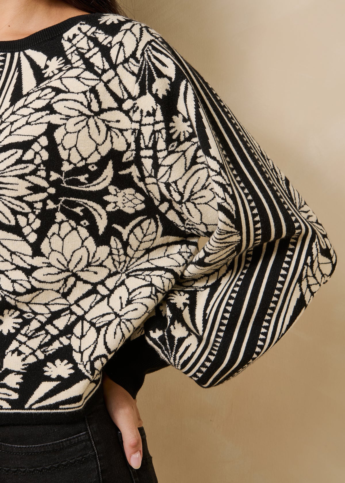 Jersey de punto jacquard negro y blanco