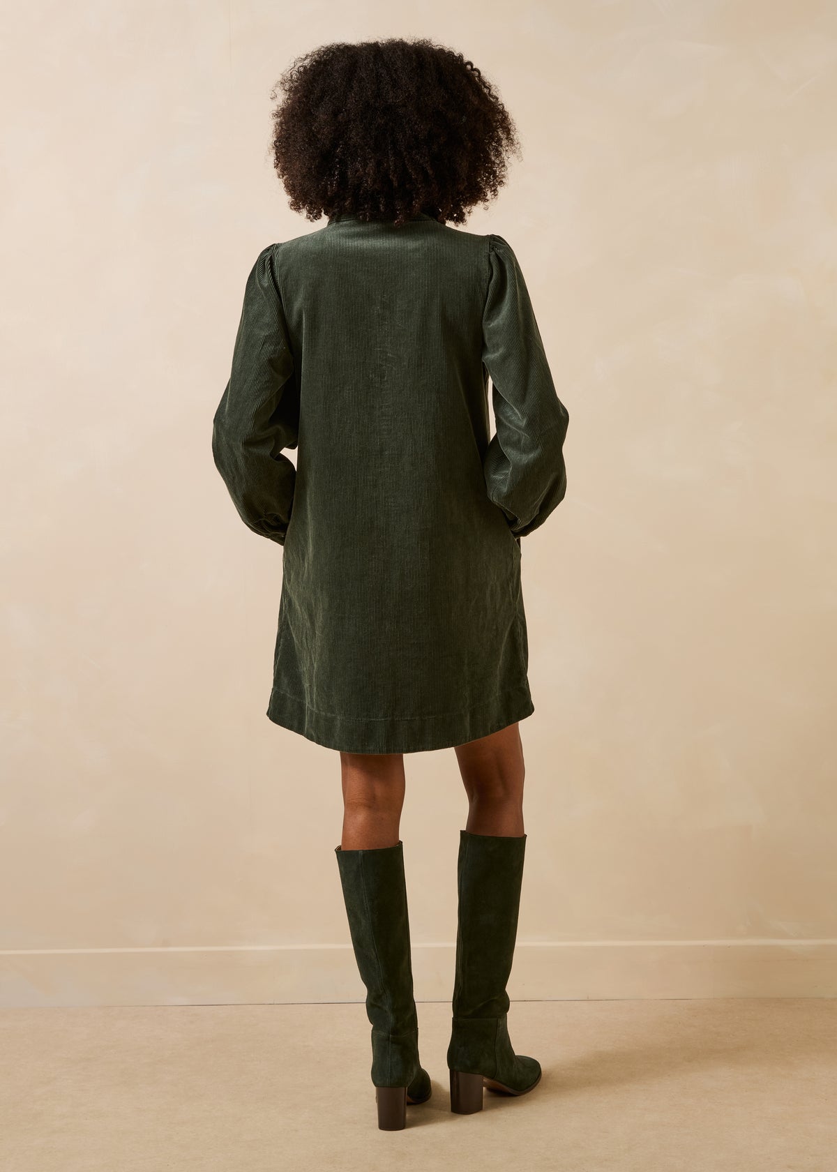 Khakifarbenes Kleid - Gong