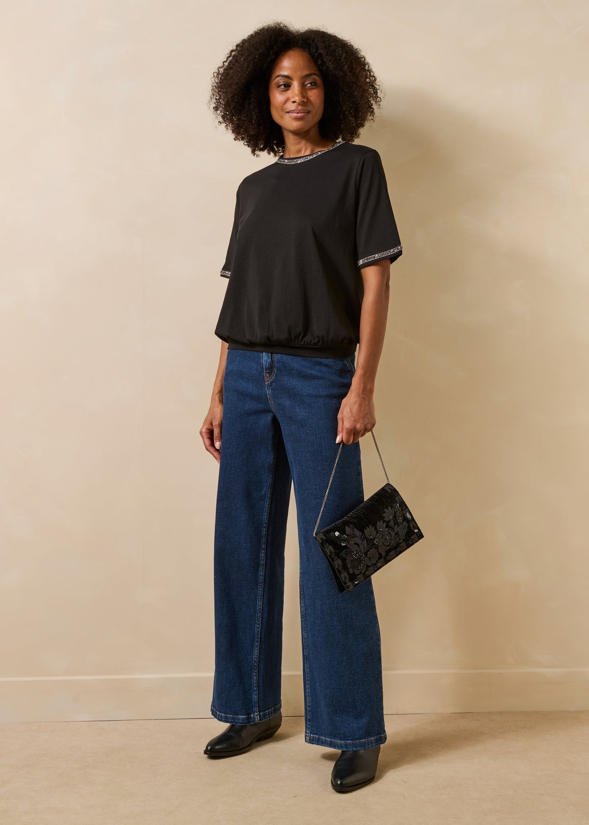 Black T-shirt - Goilou