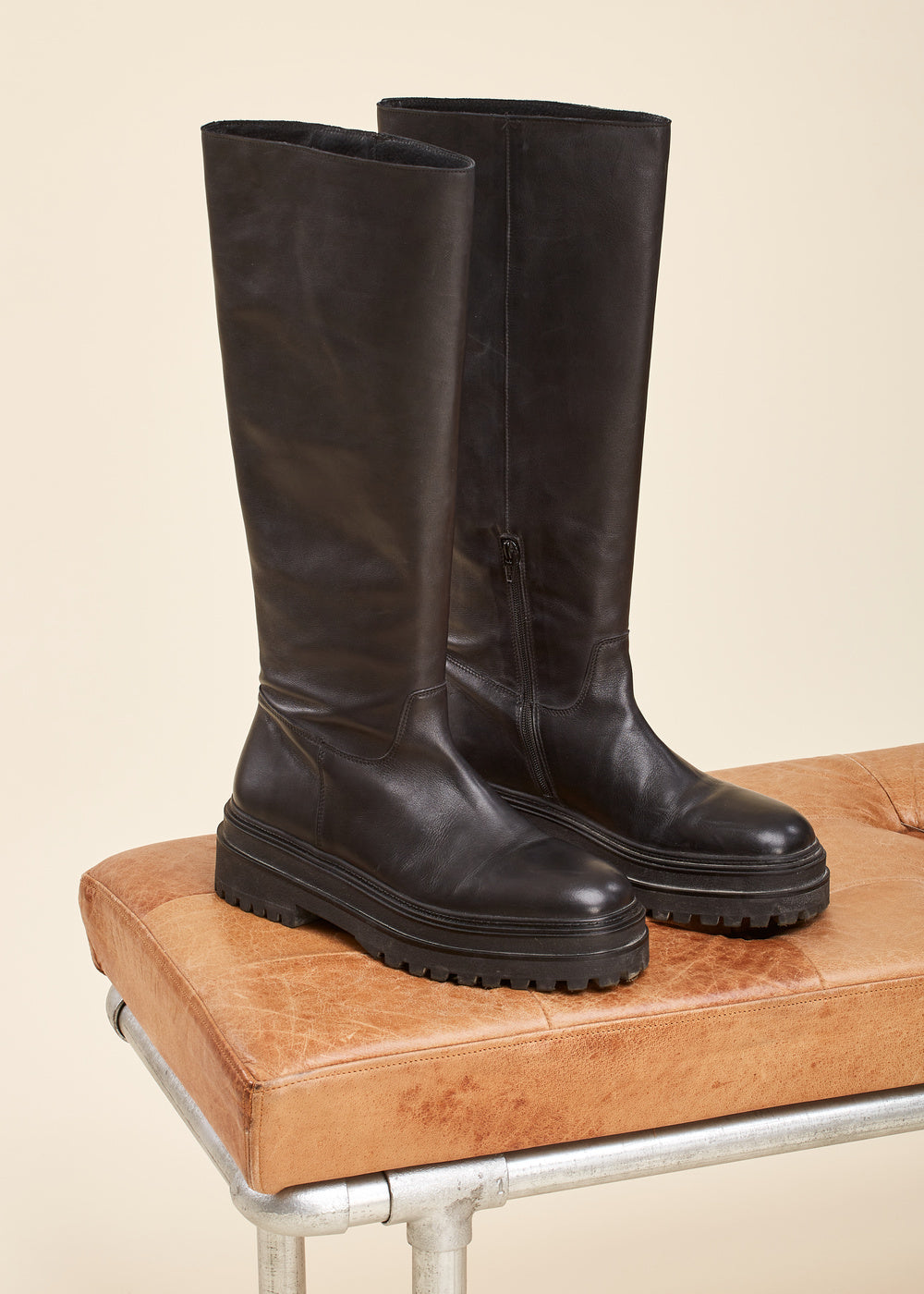 High calfskin leather boots