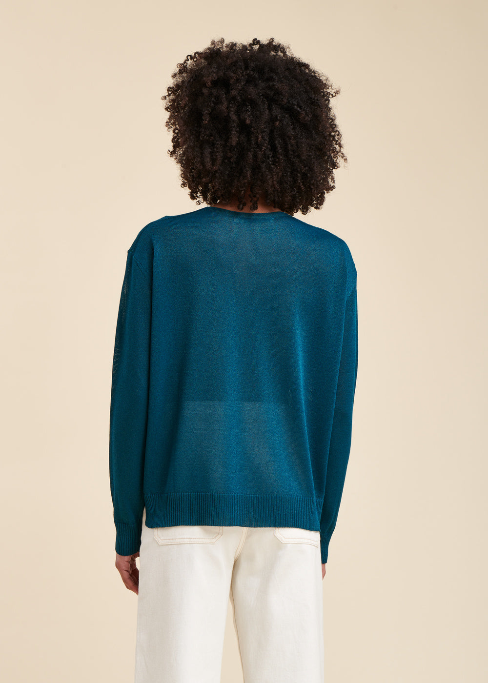 Fine and fluid knit sweater